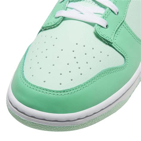 Nike dunks mint foam